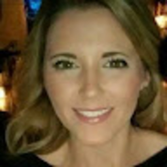 Meet your Posher, Trish - Picture 1 of 1